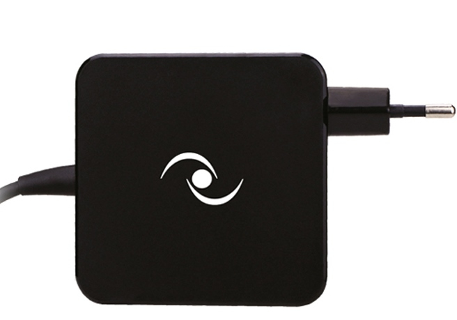 [FAU17563] Tecnoware FAU17563 adattatore e invertitore Interno 65 W Nero