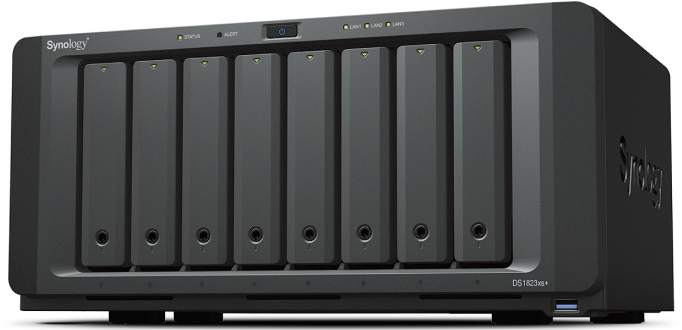 [DS1823XS+] Synology DiskStation DS1823XS+ server NAS e di archiviazione Tower Ryzen Embedded V1780B 8 GB DDR4 0 TB DiskStation Manager Nero